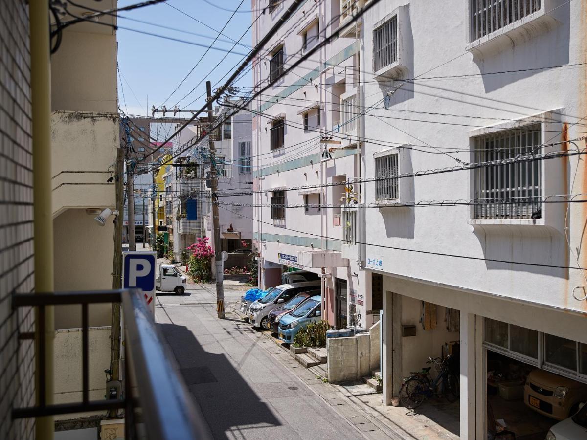 Guest House II Rokumarukan Naha Exterior foto